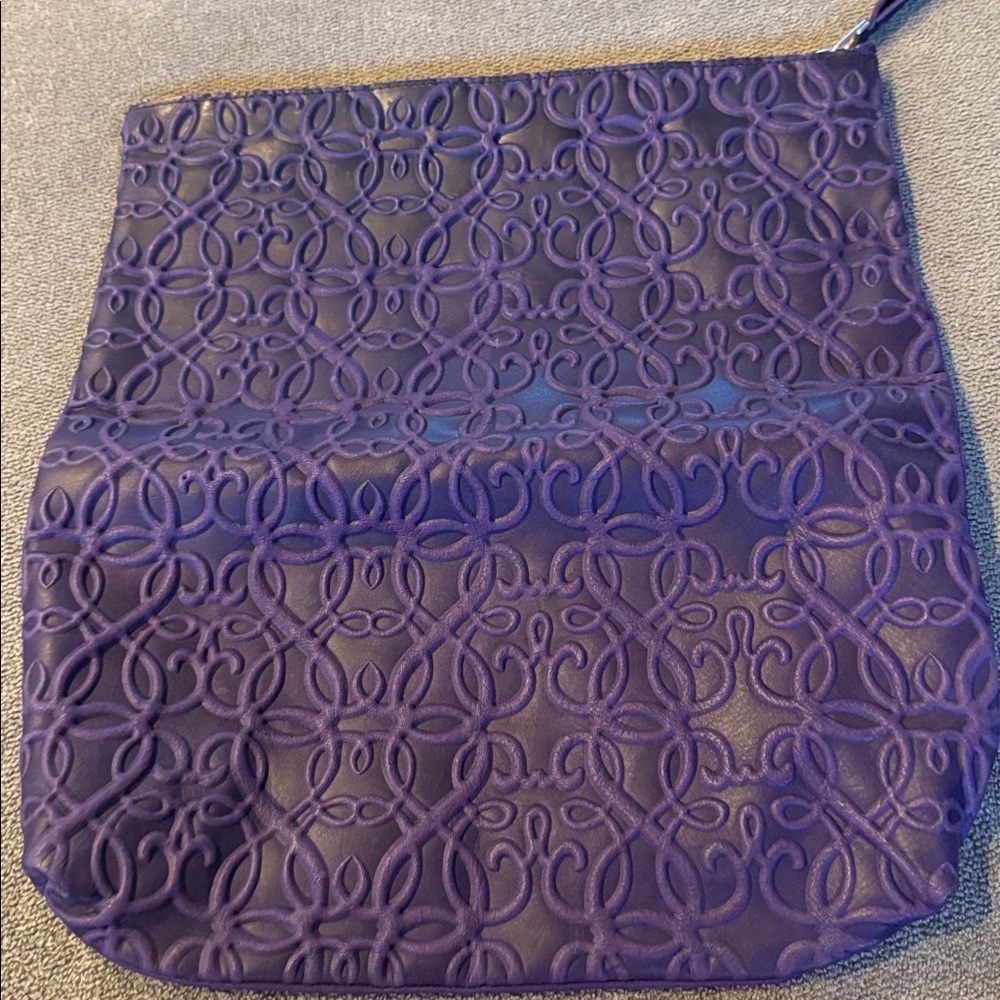 Alex and Ani Gabriel Embossed Leather Fold Over Purple Clutch (TD) - Picture 4 of 6